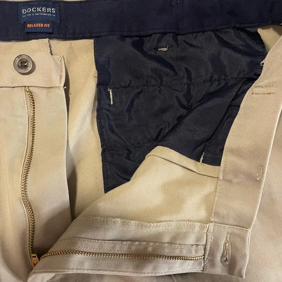 Dockers Comfort Khaki Men’s Comfort Waistband Relaxed Fit Pleated Pants 40X32 - Picture 7 of 14